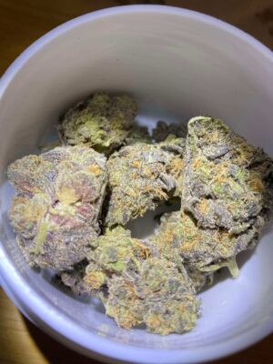 buy grand daddy purple strain Europe